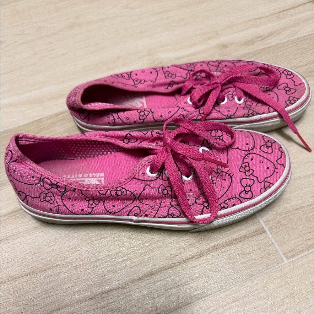 Pink Hello Kitty Vans - Picture 2 of 4